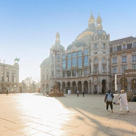 Studio In City Center With Terrace, Netflix - Wifi Antwerpen Bagian luar foto