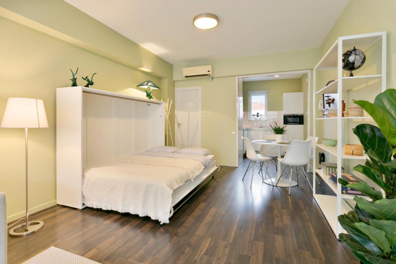 Studio In City Center With Terrace, Netflix - Wifi Antwerpen Bagian luar foto