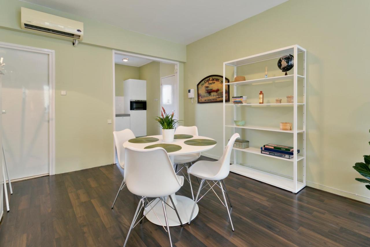 Studio In City Center With Terrace, Netflix - Wifi Antwerpen Bagian luar foto